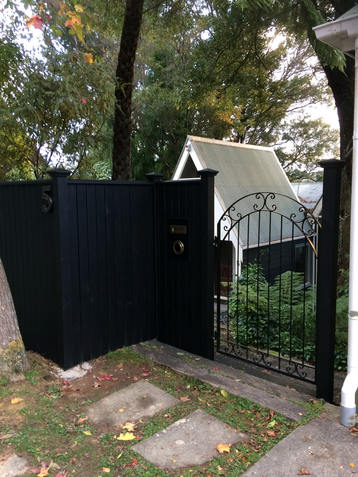Gates and fences in New Zealand